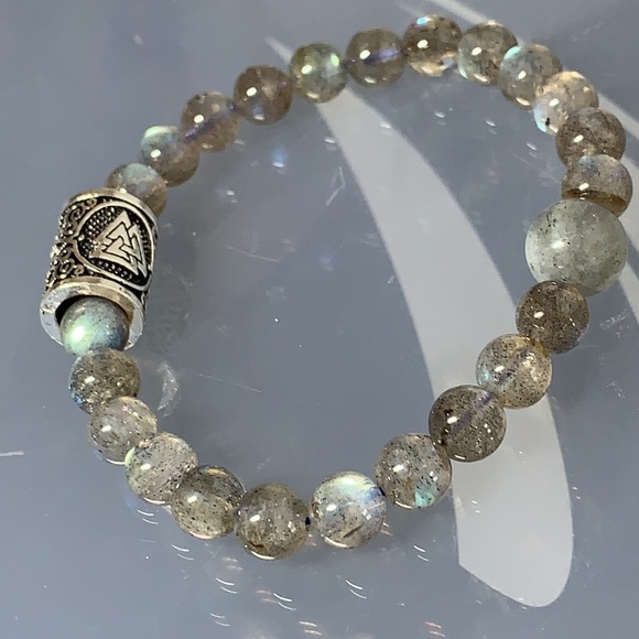 LABRADORITE & VALKNUT NATURAL BRACELET - Picture 2 of 4